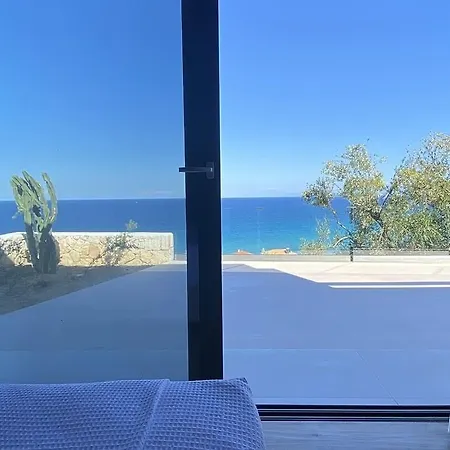 Apolafste Nice View ヴィラ *